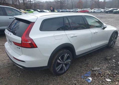 2025 Volvo V60 Cross Country B5 Plus from USA, damaged, VIN YV4L12WK6S2149807
